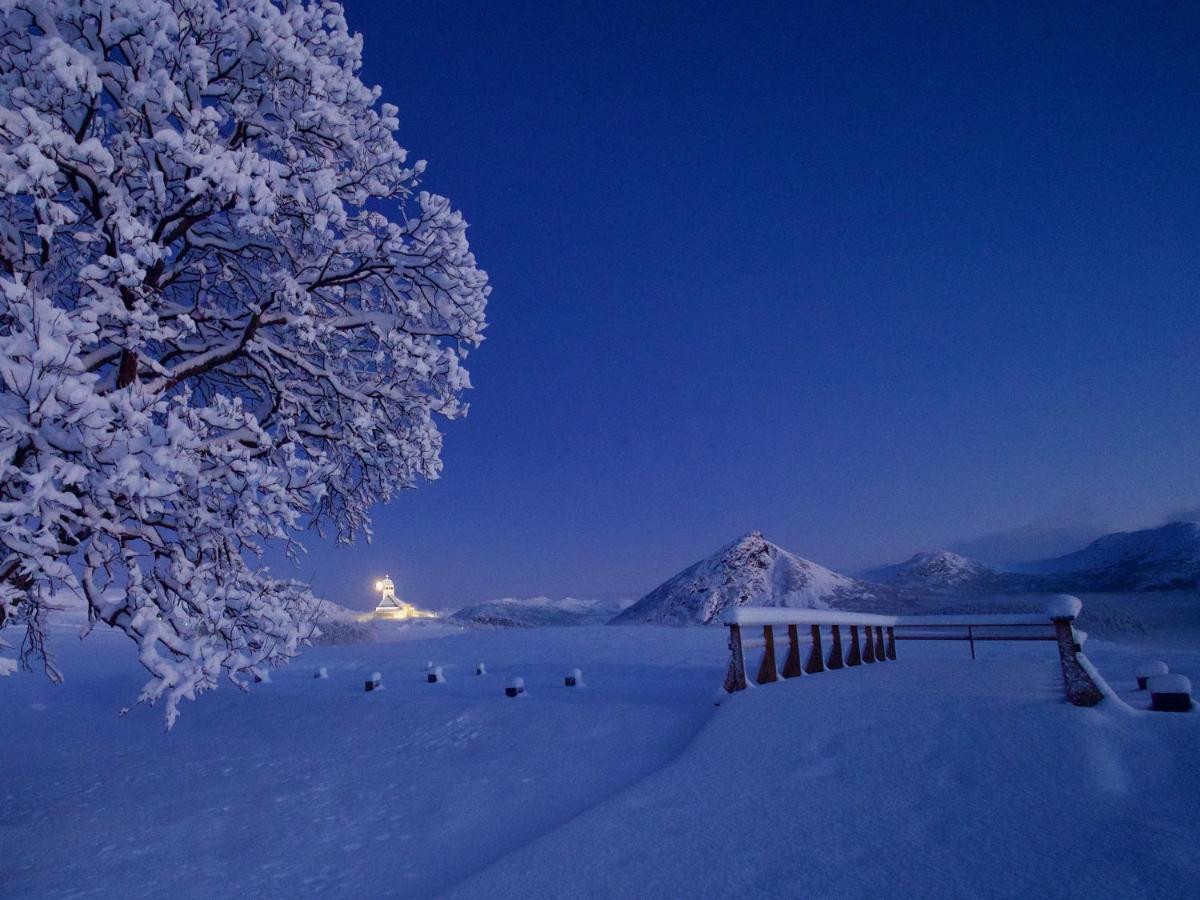 Lofoten Troll Point Bostad Экстерьер фото